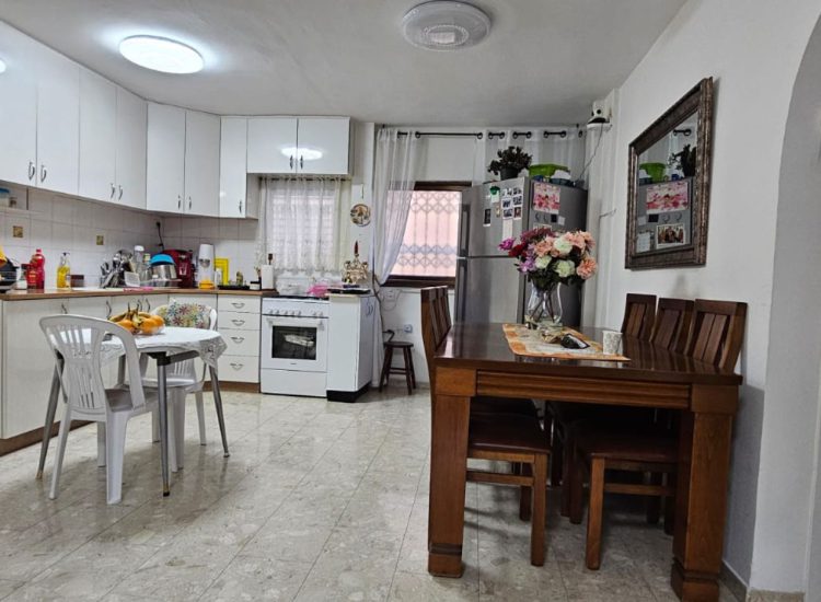 עיצוב ללא שם - 2023-12-31T092238.706