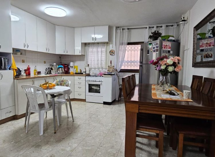 עיצוב ללא שם - 2023-12-31T092627.578